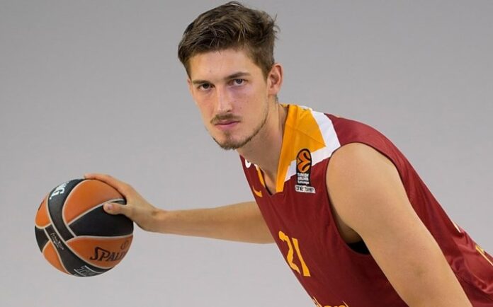 Tibor Pleiss
