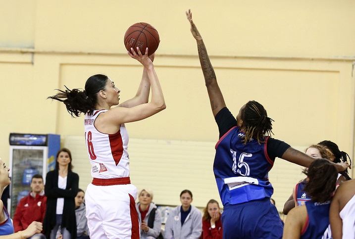 ÏËÕÌÐÉÁÊÏÓ - ÐÁÍÉÙÍÉÏÓ (ÃÕÍÁÉÊÅÓ)