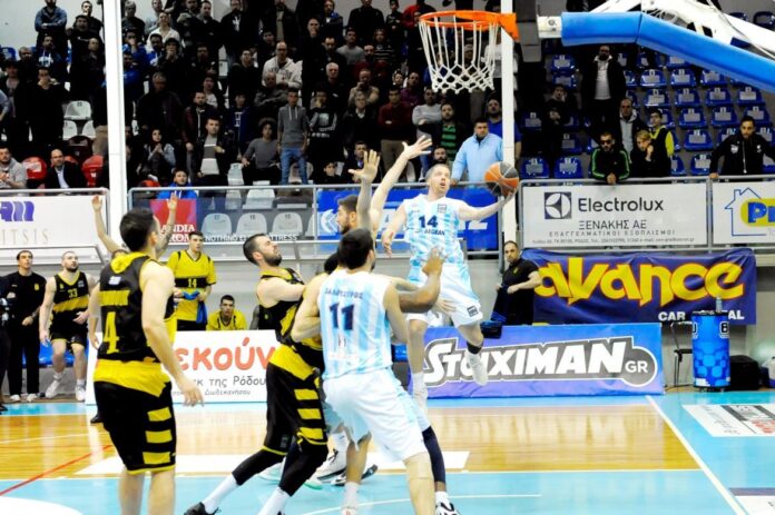BASKET LEAGUE / nikitiro kalathi Axonen Kolossos-Aris