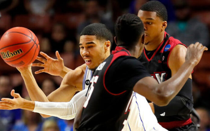 la-sp-troy-v-duke-20170317