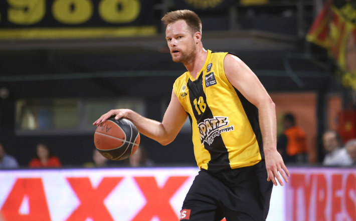 newley-aris-aek