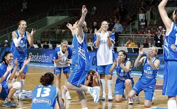 ellada_gynaikes_panhgyriko