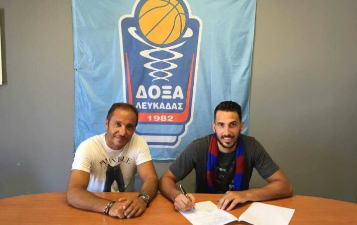 Tzolos-Ipografei-Doxa-Lefkadas