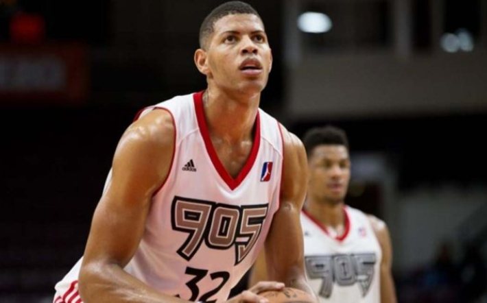 Αντουέιν Ουίγκινς