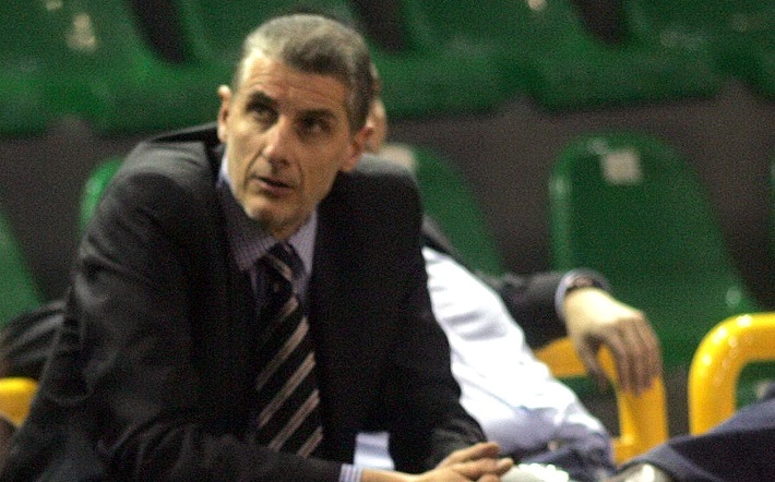 Νίκος Λινάρδος