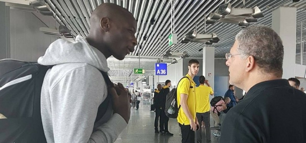 Σι Μανωλόπουλος