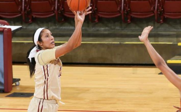 Τζάκι Λούνα Κάστρο