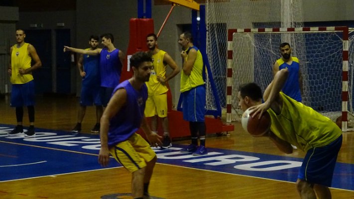 Gioulis-Mathaios-Xania