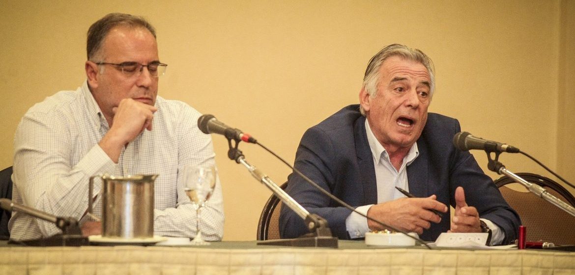 ÓÕÍÅÍÔÅÕÎÇ ÔÕÐÏÕ ÔÇÓ ÅÈÍÉÊÇÓ ÁÍÄÑÙÍ (ÖÙÔÏÃÑÁÖÉÁ: ÊÙÓÔÁÓ ÌÁÊÑÕÄÇÌÁÓ / EUROKINISSI)