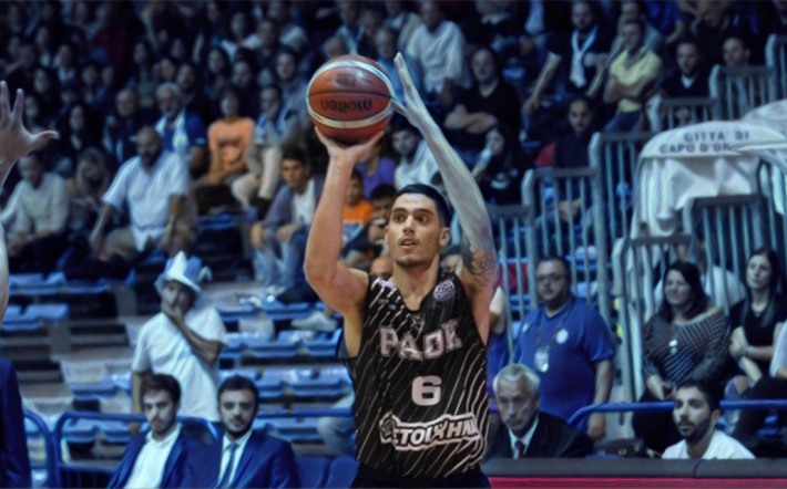 Αντώνης Κόνιαρης