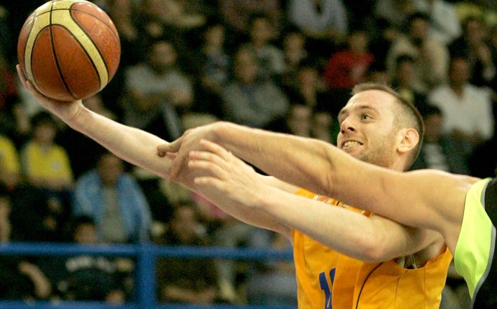 Αντώνης Μάντζαρης