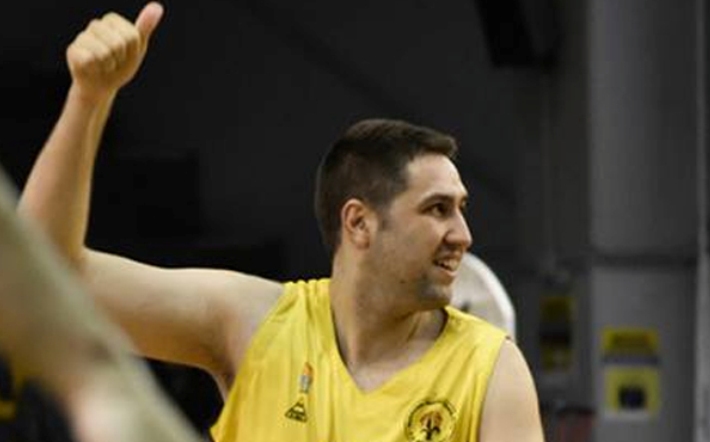 Γιώργος Σουρλής