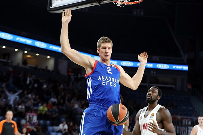 justin-doellman-anadolu-efes-cska-tsska