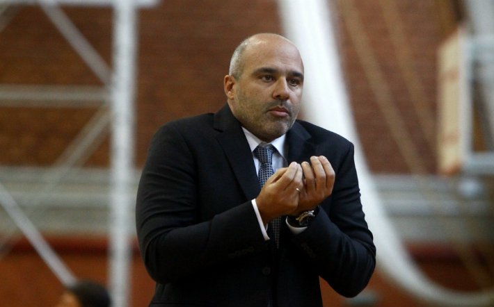 lykogiannis-lavrio-kolossos