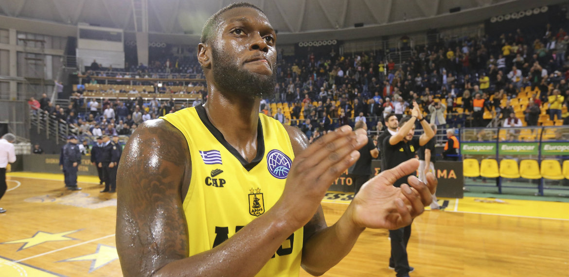 Bell-gary-aris-megali-photo