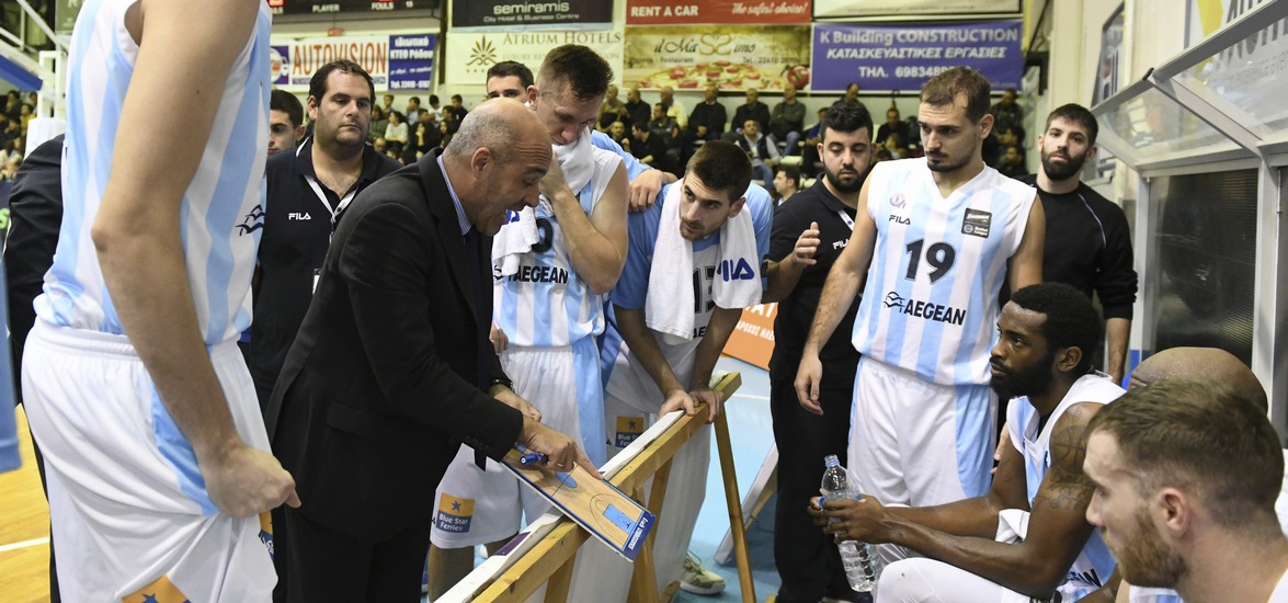 BASKET LEAGUE / ÊÏËÏÓÓÏÓ - ÃÓ ËÁÑÉÓÁÓ ÖÁÑÏÓ (ÖÙÔÏÃÑÁÖÉÁ: ×ÁÑÇÓ ÆÁÌÐÅÔÏÕËÁÓ / EUROKINISSI)