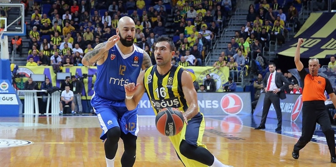 kostas-sloukas-fenerbahce-dogus-istanbul-eb17