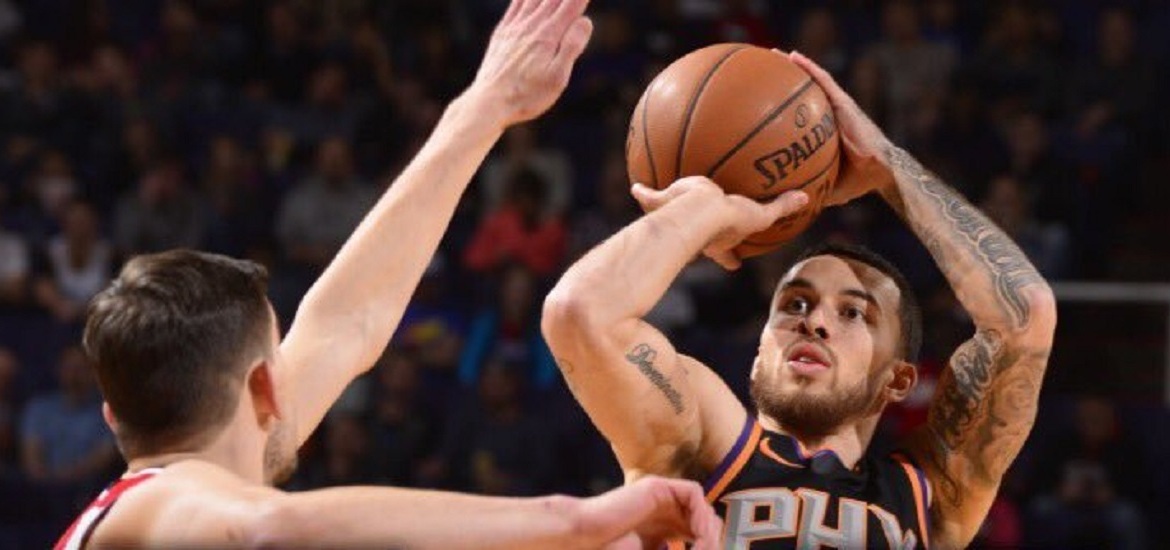 Μάικ Τζέιμς