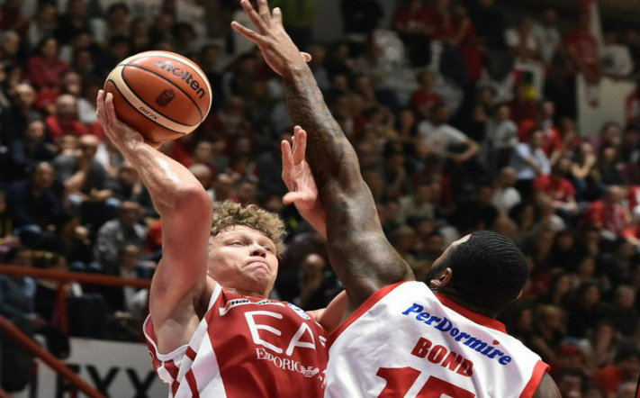kuzminskas-armani