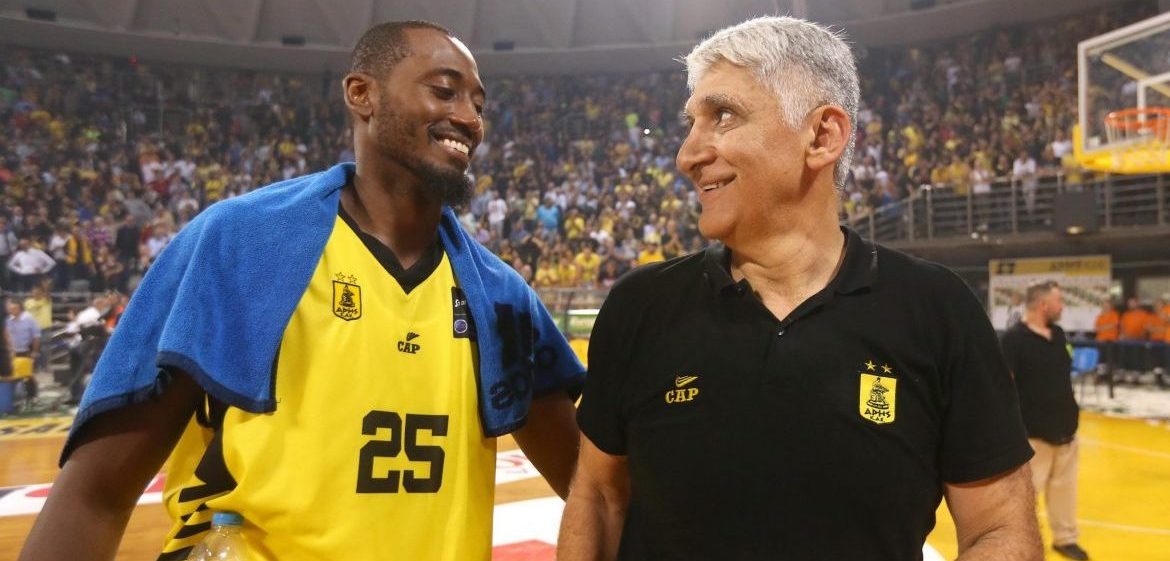 ÊÕÐÅËËÏ / ÁÑÇÓ - ÐÁÏÊ (ÖÙÔÏÃÑÁÖÉÁ: MOTION TEAM)