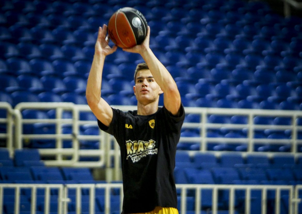 MEDIA DAY ÔÇÓ ÁÅÊ (ÖÙÔÏÃÑÁÖÉÁ: ÊÙÓÔÁÓ ÌÁÊÑÕÄÇÌÁÓ / EUROKINISSI)