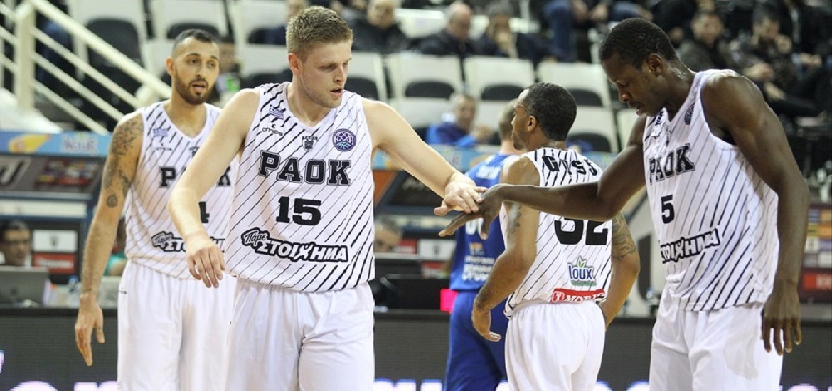 Βασίλης Χαραλαμπόπουλος