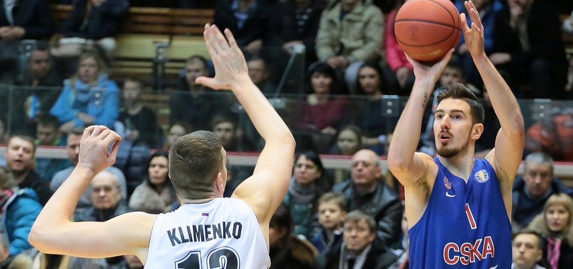 Νάντο Ντε Κολό