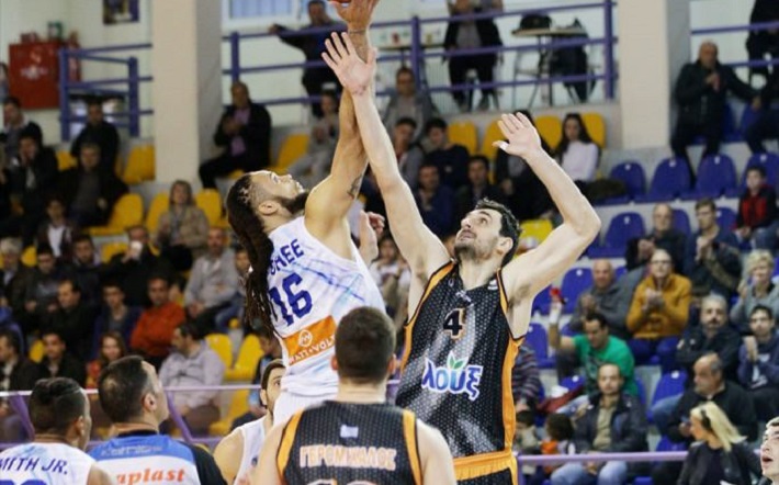 Σταύρος Τουτζιαράκης