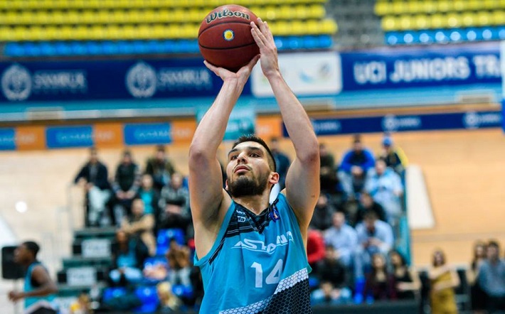 Λεωνίδας Κασελάκης