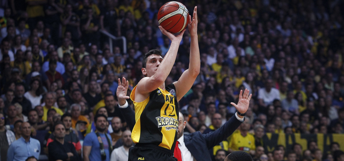 CHAMPIONS LEAGUE / FINAL-4 / ÔÅËÉÊÏÓ / ÌÏÍÁÊÏ - ÁÅÊ (ÖÙÔÏÃÑÁÖÉÁ: ÈÁÍÁÓÇÓ ÄÇÌÏÐÏÕËÏÓ / EUROKINISSI)