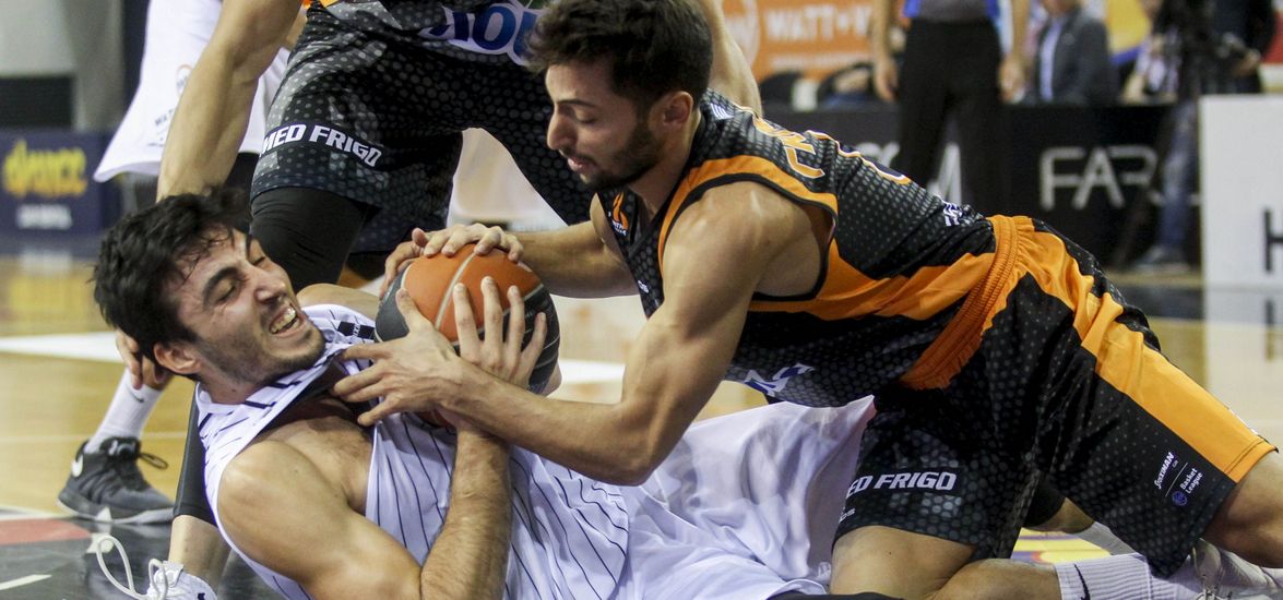 BASKET LEAGUE / ÐÁÏÊ - ÐÑÏÌÇÈÅÁÓ (ÖÙÔÏÃÑÁÖÉÁ: ÌÏÔÉÏÍ ÔÅÁÌ)