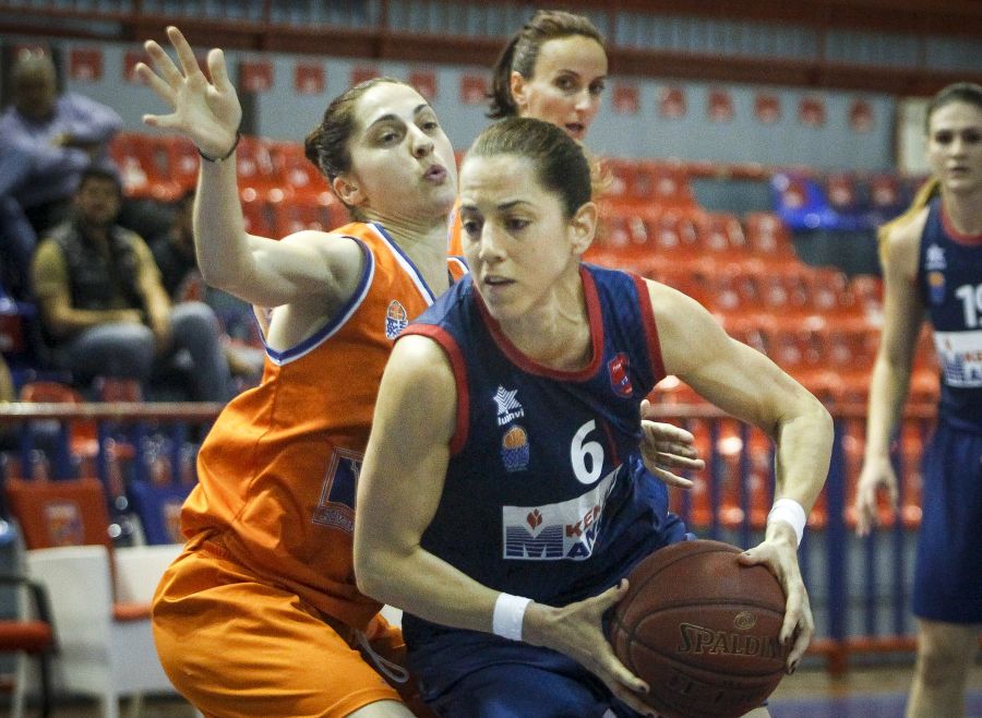 ÐÁÍÉÙÍÉÏÓ - ÄÁÖÍÇ / Á1 ÊÁÔÇÃÏÑÉÁ ÃÕÍÁÉÊÙÍ / PLAY OFF(ÖÙÔÏÃÑÁÖÉÁ: ÊÙÓÔÁÓ ÌÁÊÑÕÄÇÌÁÓ / EUROKINISSI)