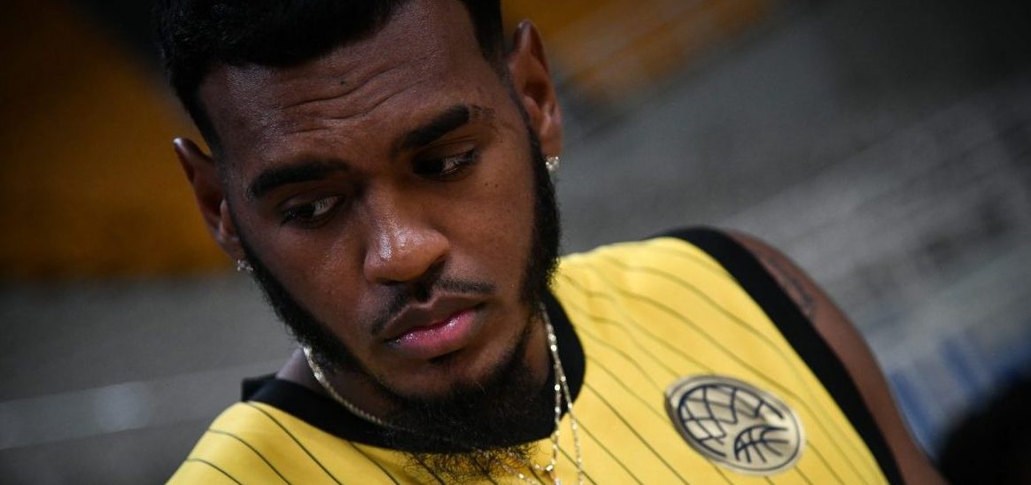 MEDIA DAY ÁÅÊ (ÖÙÔÏÃÑÁÖÉÁ: ÌÉ×ÁËÇÓ ÊÁÑÁÃÉÁÍÍÇÓ / EUROKINISSI)