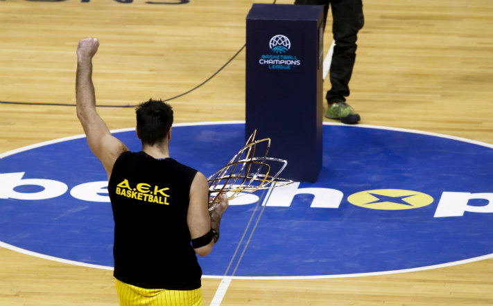 sakota-koupa-aek-hapoel