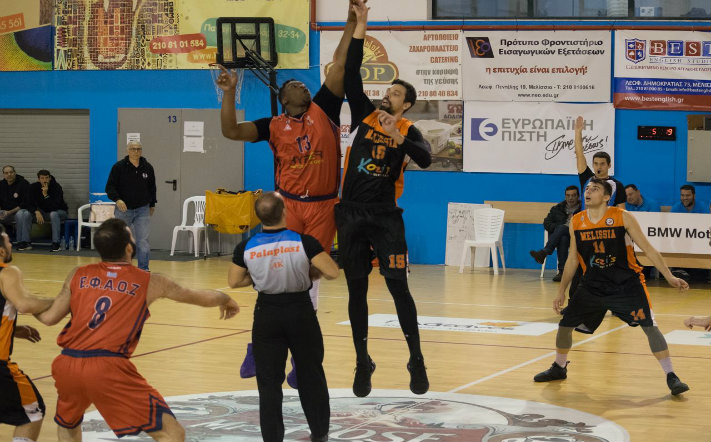 melissia-efaoz-jumpball