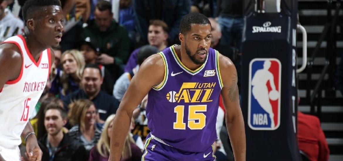 Derrick Favors