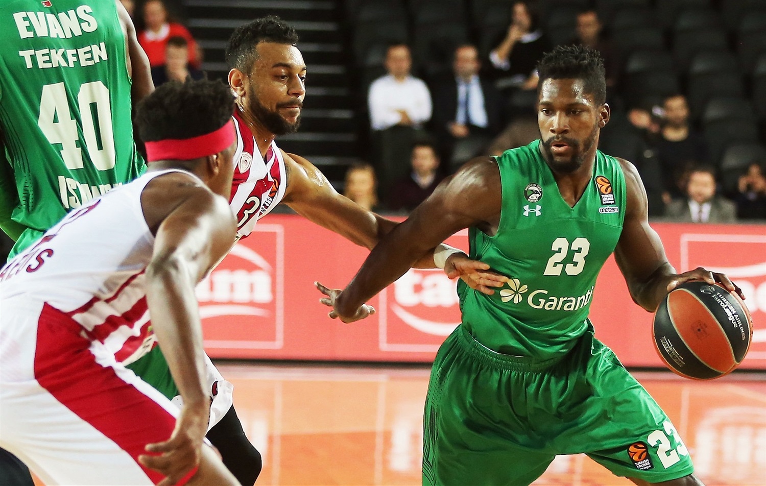 toney-douglas-darussafaka-tekfen-istanbul-eb18