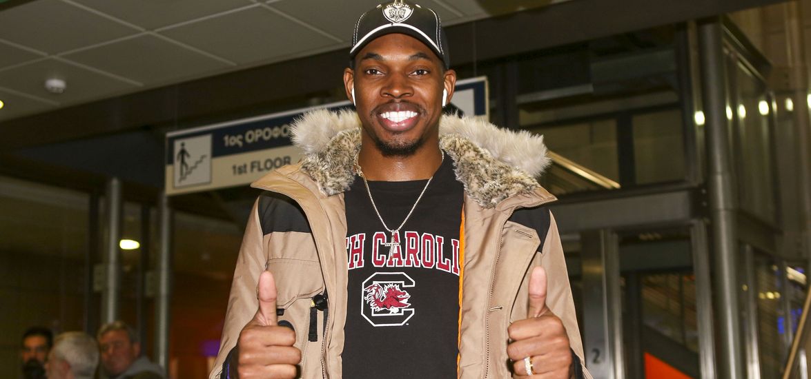 ÁÖÉÎÇ ÔÏÕ ÔÆÏÍÔÑÅ ÔÆÅÖÅÑÓÏÍ ÓÔÇ ÈÅÓÓÁËÏÍÉÊÇ ÃÉÁ ÔÇÍ ÏÌÁÄÁ ÔÏÕ ÐÁÏÊ (ÖÙÔÏÃÑÁÖÉÁ: MOTION TEAM)