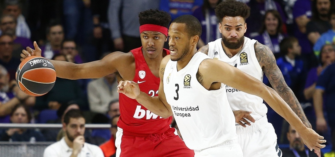zach-leday-olympiacos-piraeus-eb18