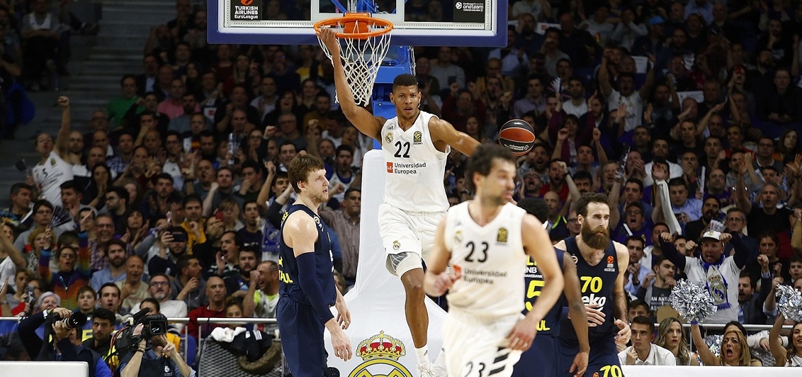 Walter Tavares