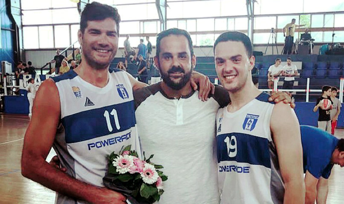 Koutroulias-zorzos-tsourouplis-teleioma-karieras