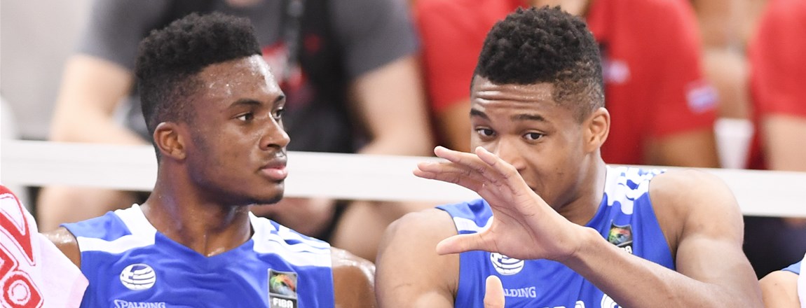 giannis-thanasis-antetokounmpo