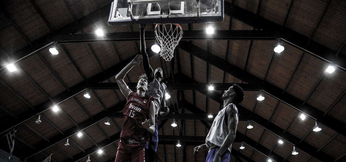 ÖÉËÉÊÏÓ ÁÃÙÍÁÓ / ÏËÕÌÐÉÁÊÏÓ - ÇÑÁÊËÇÓ (ÖÙÔÏÃÑÁÖÉÁ: LATO KLODIAN / EUROKINISSI)