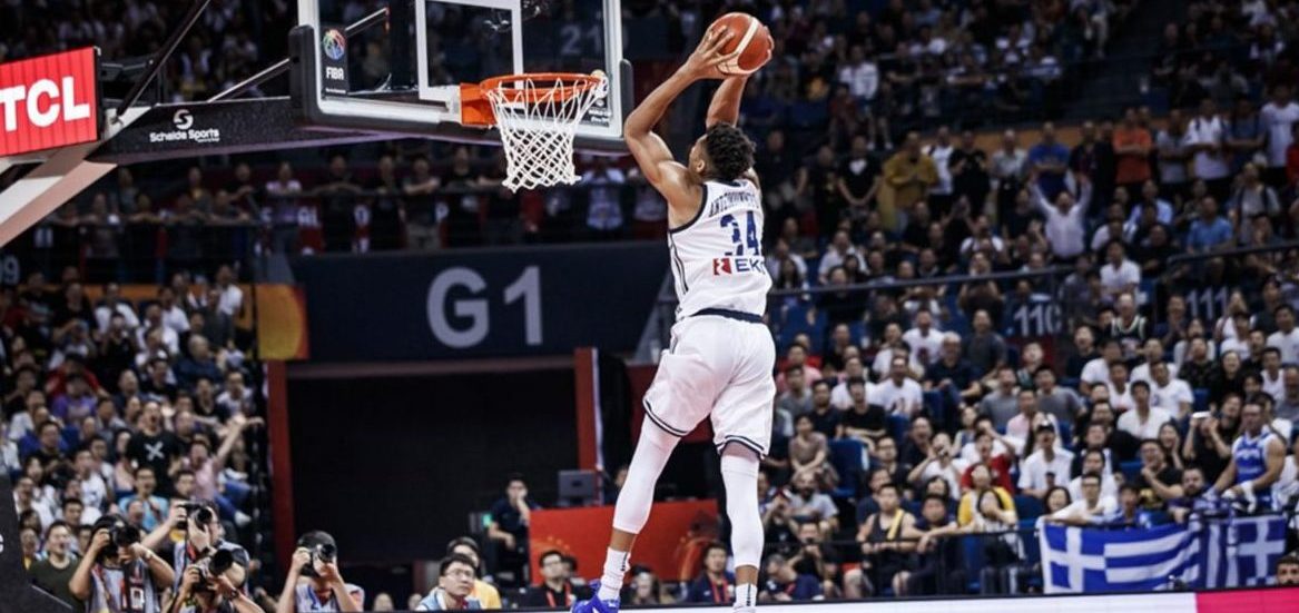 ÌÏÕÍÔÏÌÐÁÓÊÅÔ / ÊÉÍÁ / ÐÁÃÊÏÓÌÉÏ ÊÕÐÅËËÏ 2019 / ÅËËÁÄÁ - ÌÁÕÑÏÂÏÕÍÉÏ (ÖÙÔÏÃÑÁÖÉÁ: FOR EDITORIAL USE ONLY / FIBA.COM)