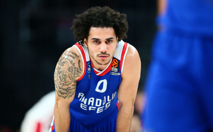 Anadolu Efes Istanbul v Olympiacos Piraeus - Turkish Airlines EuroLeague