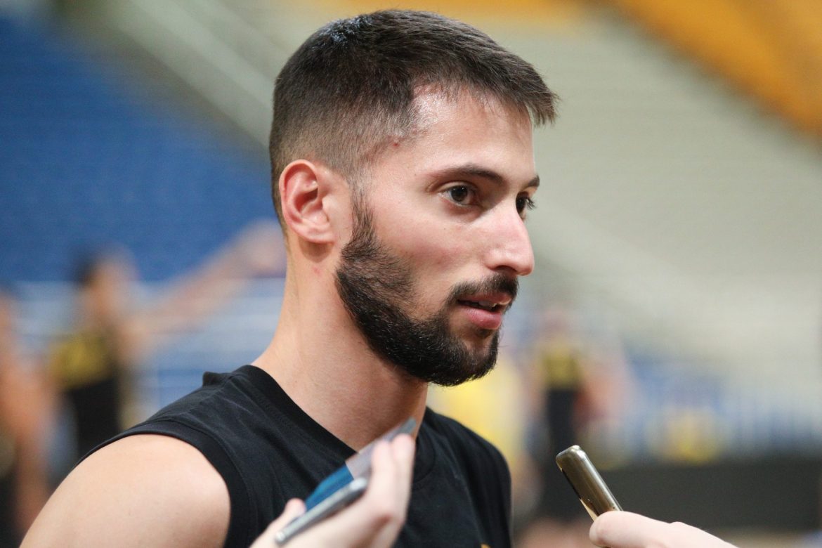 MEDIA DAY ÁÅÊ (ÖÙÔÏÃÑÁÖÉÁ: ÌÁÑÊÏÓ ×ÏÕÆÏÕÑÇÓ / EUROKINISSI)