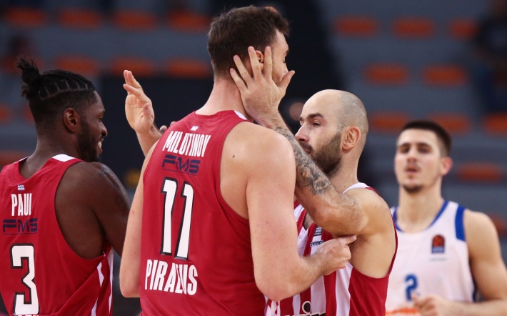 Milutinov Spanoulis Olympiacos 1920