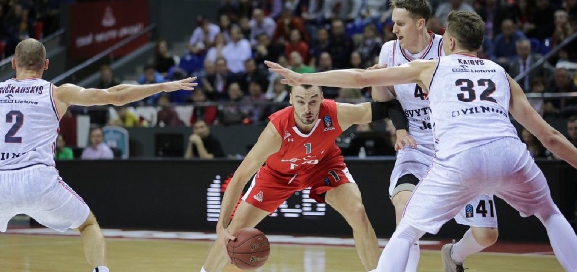 Sam Dekker