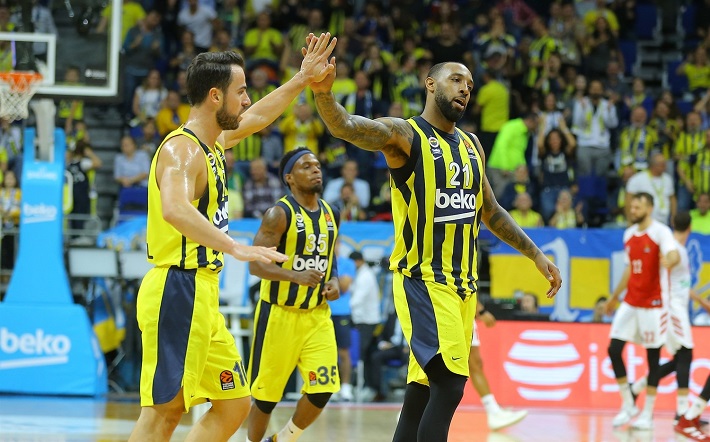 derrick-williams-fenerbahce_22_11_19