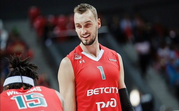 Sam Dekker